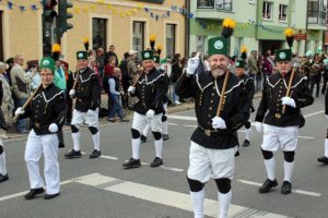 Großer Festumzug am 10. September in Ehrenfriedersdorf.