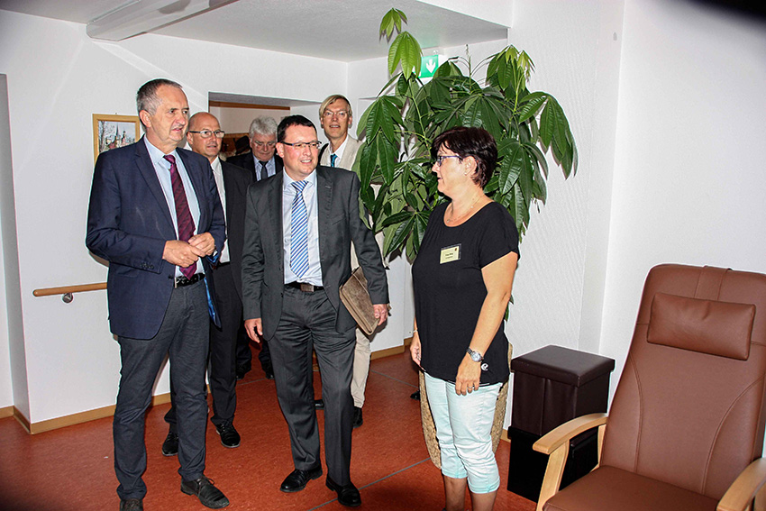 Staatsminister Schmidt besuchte LEADER-Gebiete „Annaberger Land".